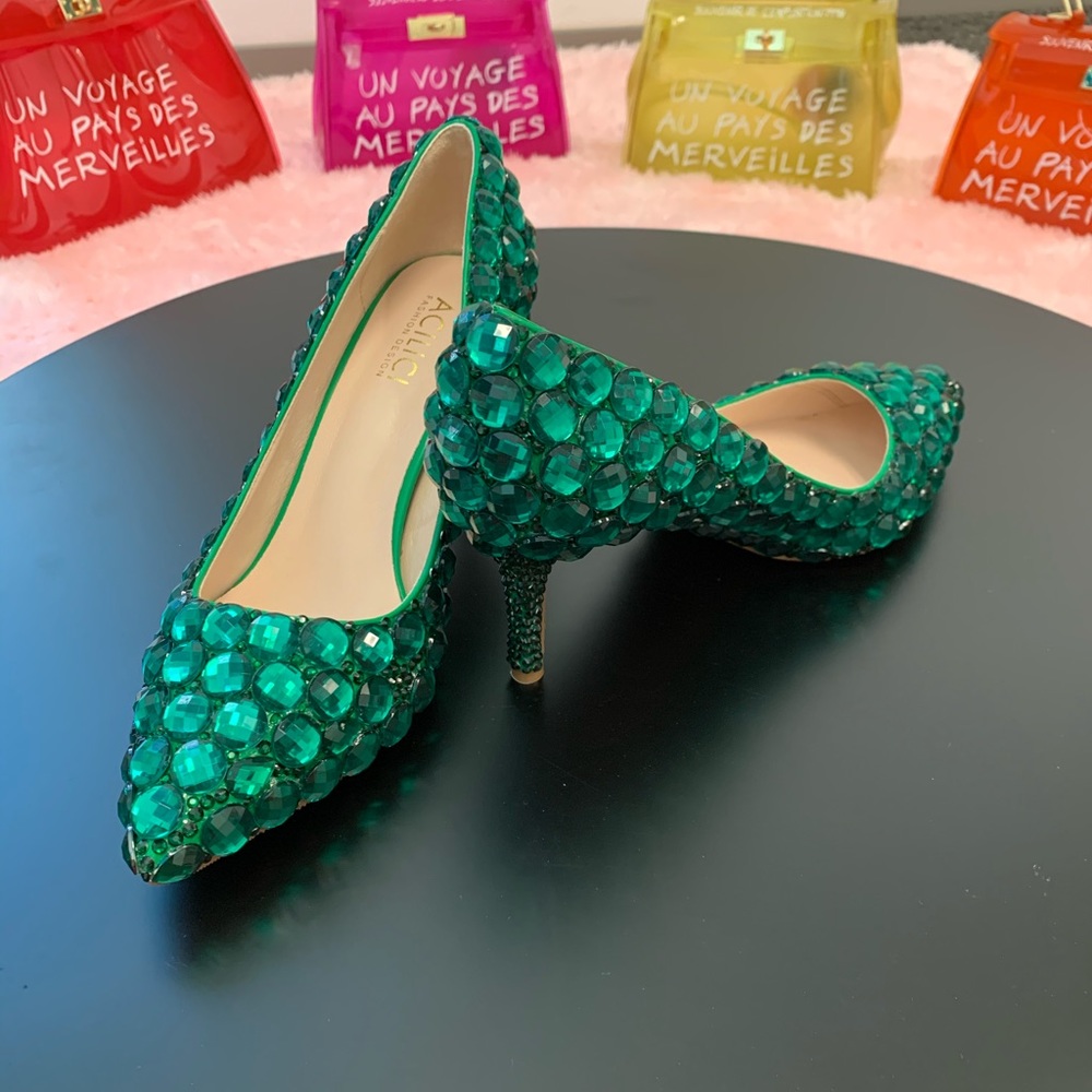 Brand new small heel shoes